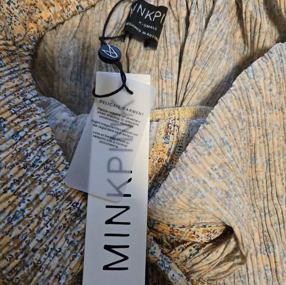 NWT Minkpink open back mini dress - Picture 3 of 6